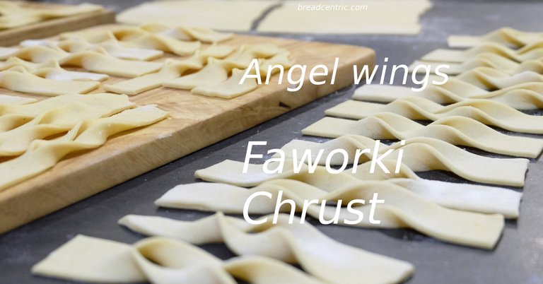 Angel wings. Faworki. Chrust.