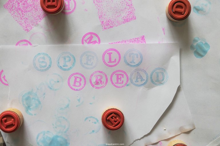 Spelt bread with honey