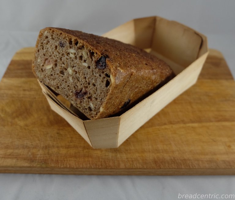 Rye bread with cranberries