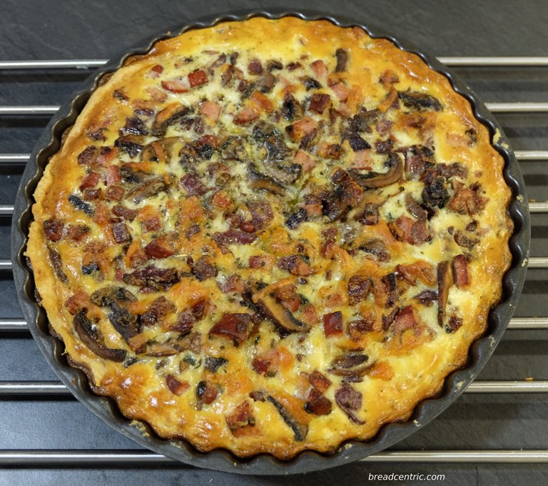 Sausage and mushroom tart