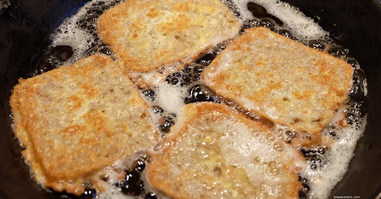 Tosty francuskie. French toasts.