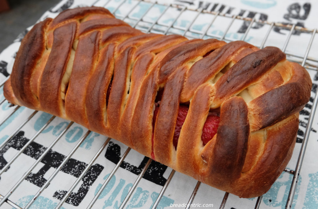 Yeast cake with strawberries and quark cheese